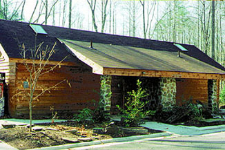 bathhouse.jpg (46594 bytes)